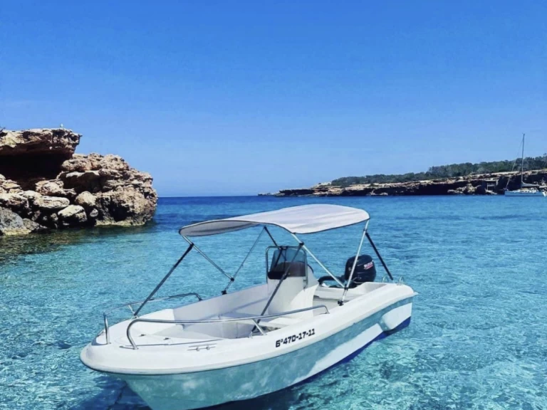 Pronájem Motorová loď Astec s licencí