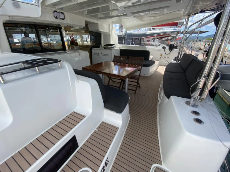 Lagoon Lagoon 46 jednotlivci a charterové společnosti v Le Marin