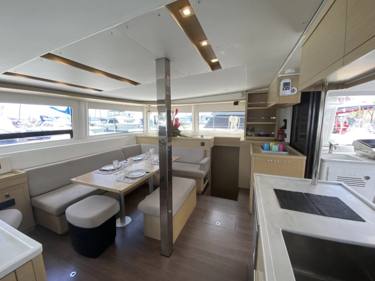 Pronájem Katamarán v Le Marin -Lagoon Lagoon 46