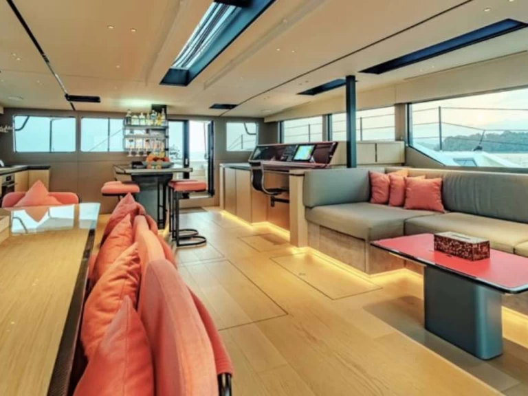 McCohangy Boats JACK jednotlivci a charterové společnosti v Imperia