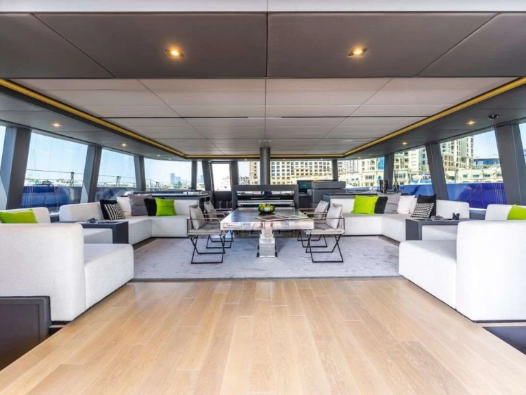 Pronájem Jachta Sunreef s licencí