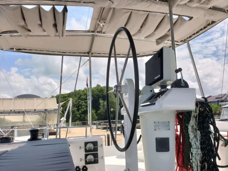 Pronájem jachty v Phuket (City) -Lagoon Eclipse na Samboatu