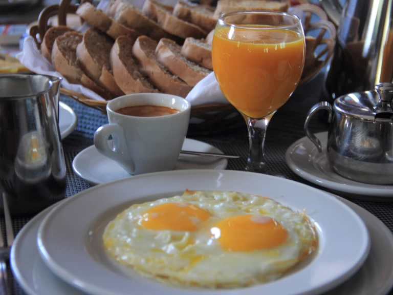 Jachta k pronájmu v Hurghada za nejlepší cenu