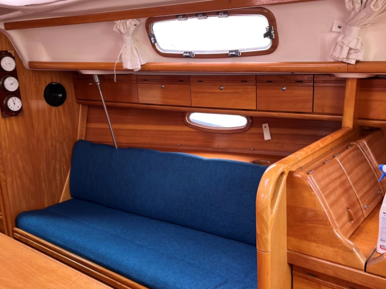 Pronájem jachty v Izola -Bavaria Bavaria 33 Cruiser na Samboatu