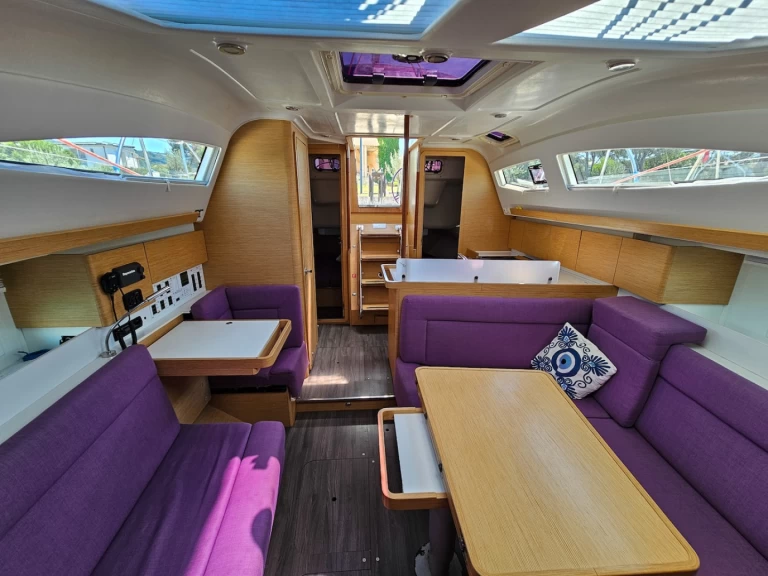 Elan Impression 40 jednotlivci a charterové společnosti v Izola