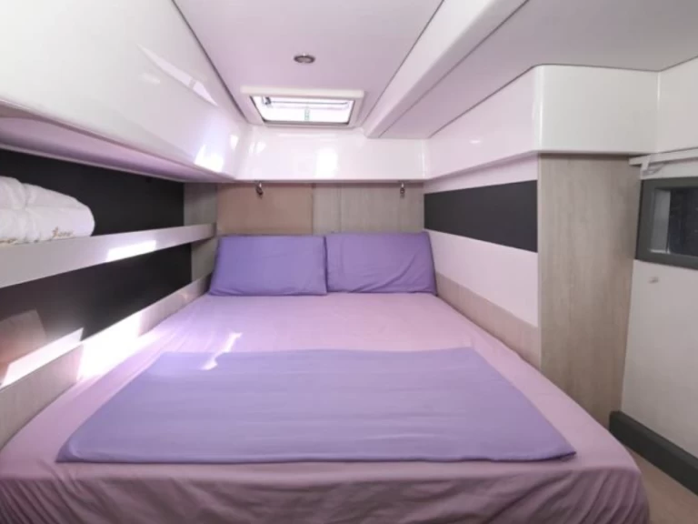 Pronajmout Katamarán se skipperem či ne Leopard Catamarans / Robertson & Caine v Nidri