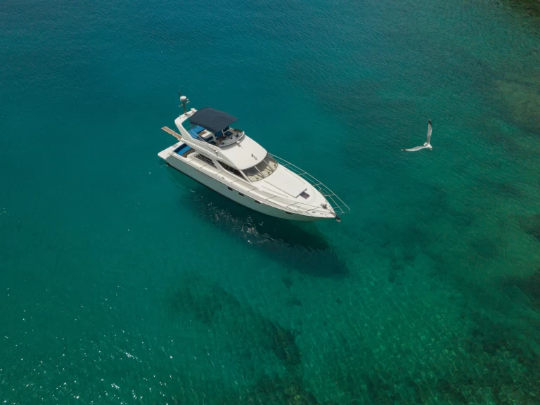 Pronajmout si Azimut Azimut 47 v Glyfada