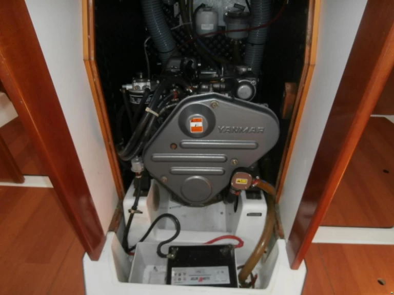 Pronájem Plachetnice Bénéteau s licencí