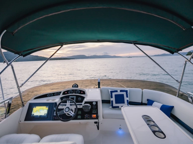 Pronájem jachty v Phuket (City) -Princess Princess 42 na Samboatu