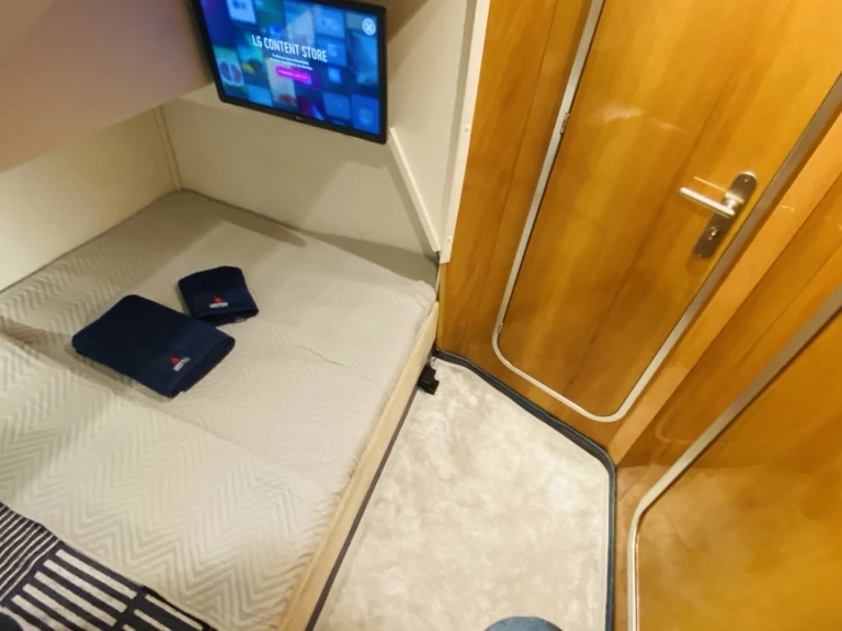 Princess Princess 45 Fly jednotlivci a charterové společnosti v Alimos