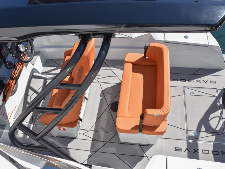 Pronájem Motorová loď v Ibiza Town -Saxdor Saxdor 200 