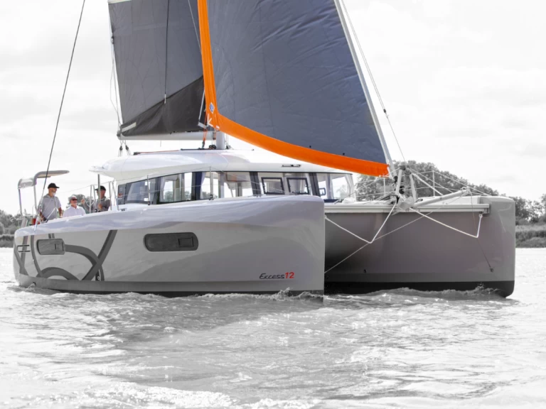 Pronájem jachty v Fethiye -Excess Excess 12 na Samboatu