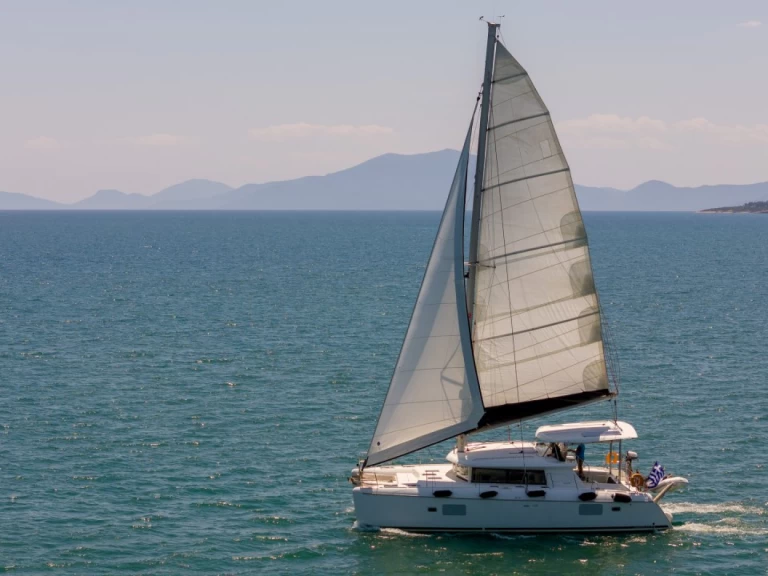 Lagoon Lagoon 420 jednotlivci a charterové společnosti v Deme of Volos