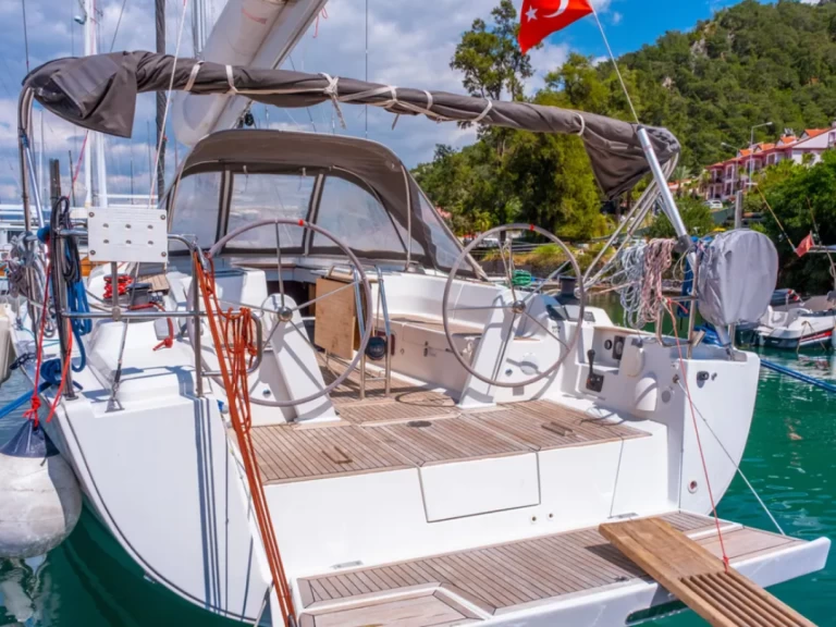 Pronájem lodi Hanse Hanse 445 v Fethiye na Samboatu