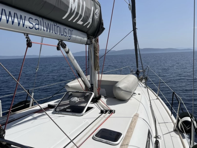 Pronajmout si Jeanneau Sun Odyssey 42i v Deme of Volos