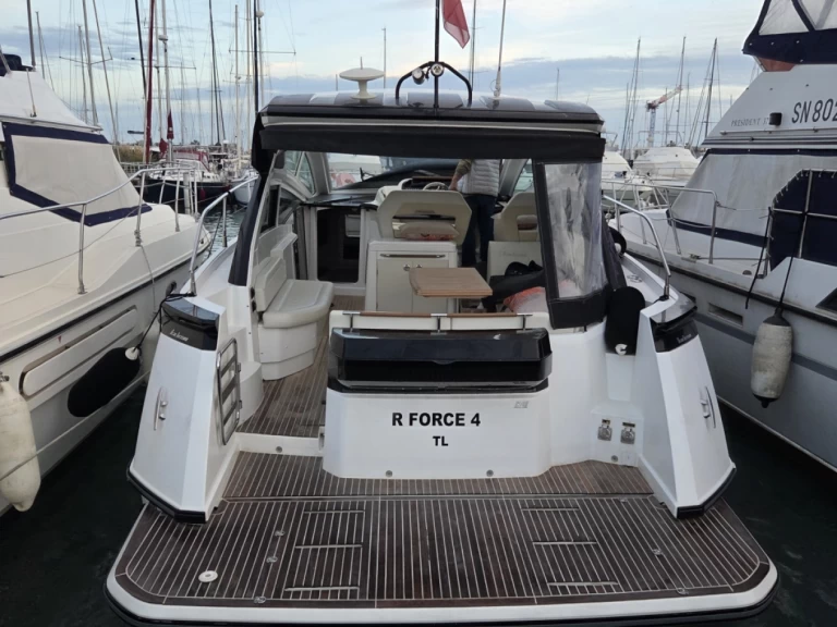 Pronájem jachty v Porto-Vecchio -Bénéteau Gran Turismo 40 na Samboatu