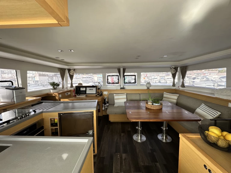 Katamarán k pronájmu v Hyeres za nejlepší cenu