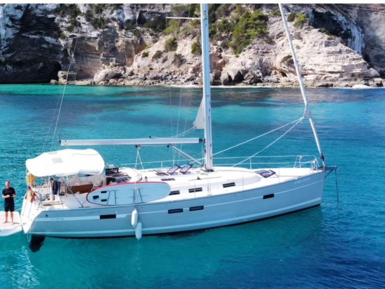 Bavaria Bavaria 45 Cruiser jednotlivci a charterové společnosti v Sant Antoni de Portmany