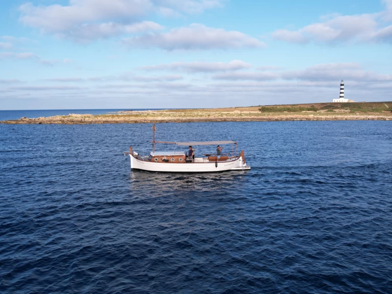 Pronájem lodi Mahon lákavé ceny llaut menorquin