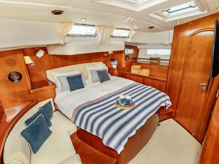 Pronájem lodi Bénéteau Beneteau 57 v Split na Samboatu