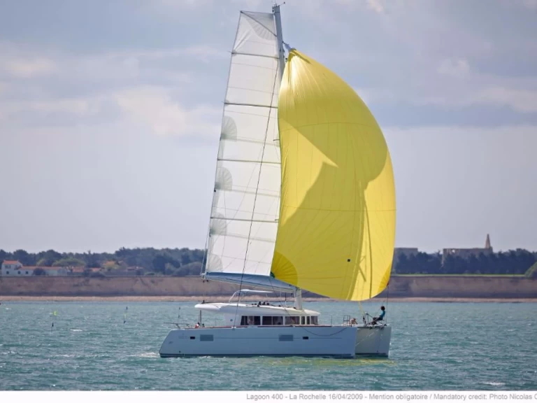 Pronájem lodi Lagoon Lagoon 400 v Pomer na Samboatu