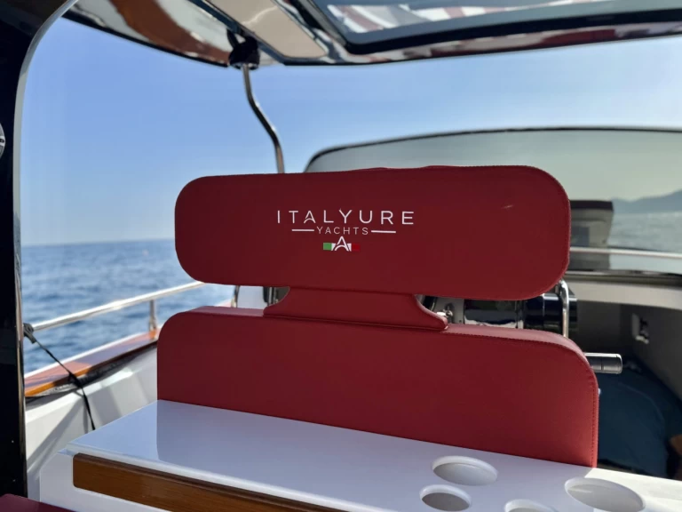 Pronájem lodi Positano lákavé ceny 38 Ft