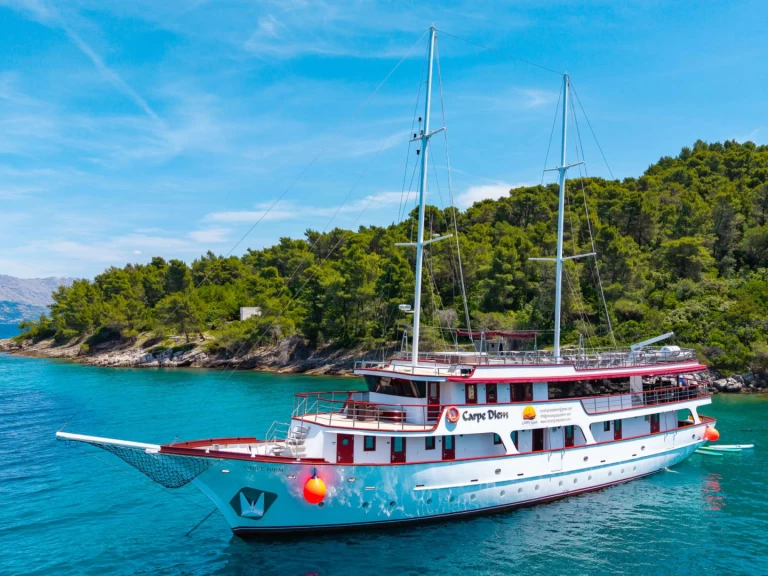 Pronájem lodi  Custom Built Aluminum Cutter Carpe Diem v Chorvatsko na Samboatu