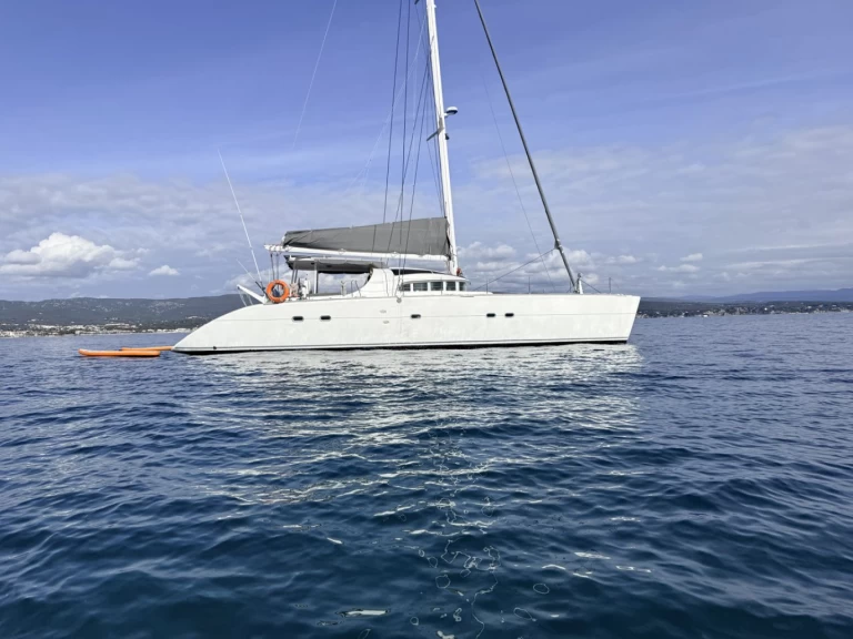 Pronájem jachty v Ajaccio -Lagoon Lagoon 570 na Samboatu