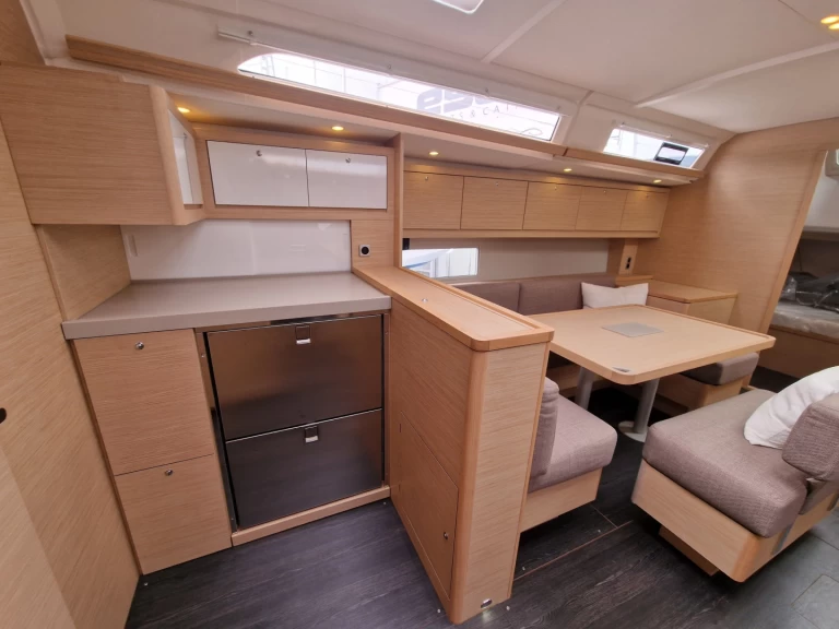 Pronájem jachty v Port-Camargue -Dufour Dufour 470 na Samboatu