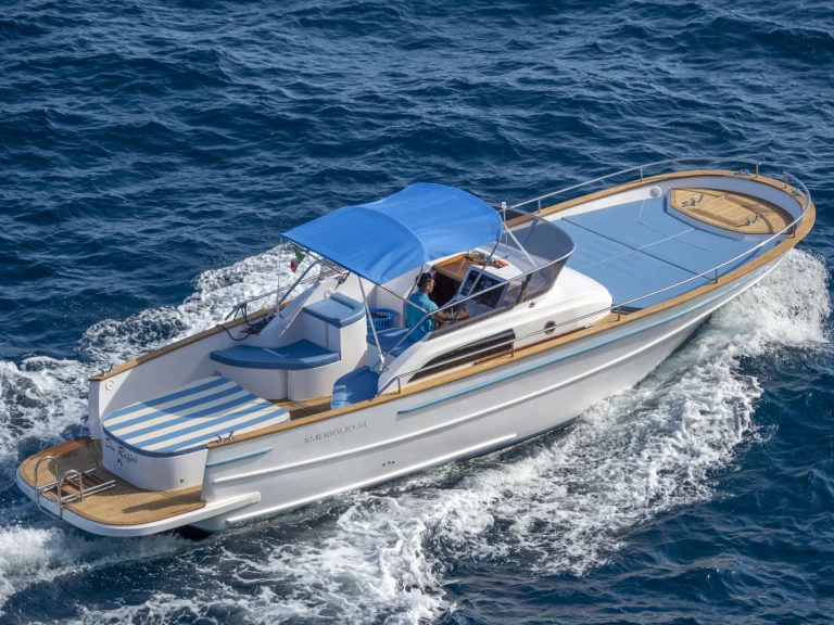 Pronájem Motorová loď v Positano -Gozzo 34 FT