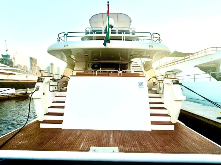 Pronájem lodi Benetti Benetti 115 v Dubai Marina na Samboatu