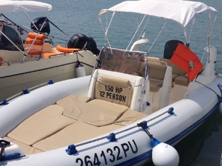 Marlin Boat 20 jednotlivci a charterové společnosti v Medulin