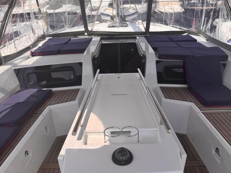 Pronájem lodi Split lákavé ceny Oceanis 46.1