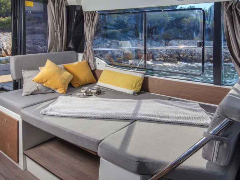 Pronájem lodi Kaštela lákavé ceny Merry Fisher 1095