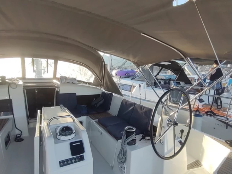 Pronájem jachty v Split -Jeanneau Sun Odyssey 440 na Samboatu