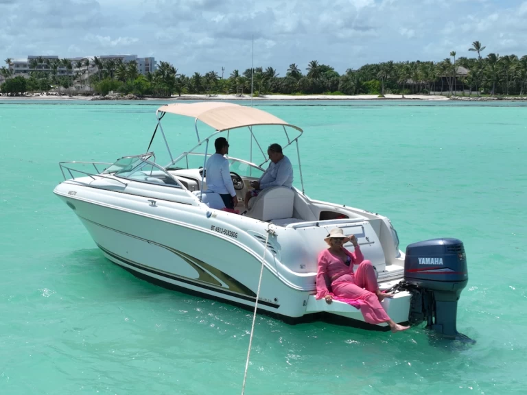 Pronajmout si Custom Custom v Punta Cana