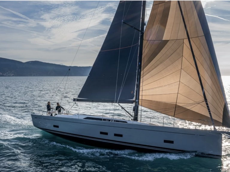 Plachetnice k pronájmu v Castellammare del Golfo za nejlepší cenu