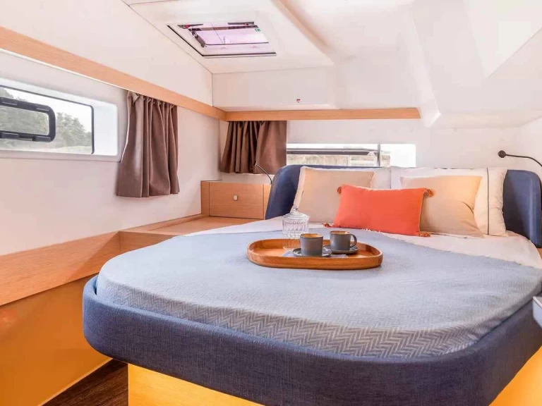 Fountaine Pajot FP 41 jednotlivci a charterové společnosti v Lefkáda