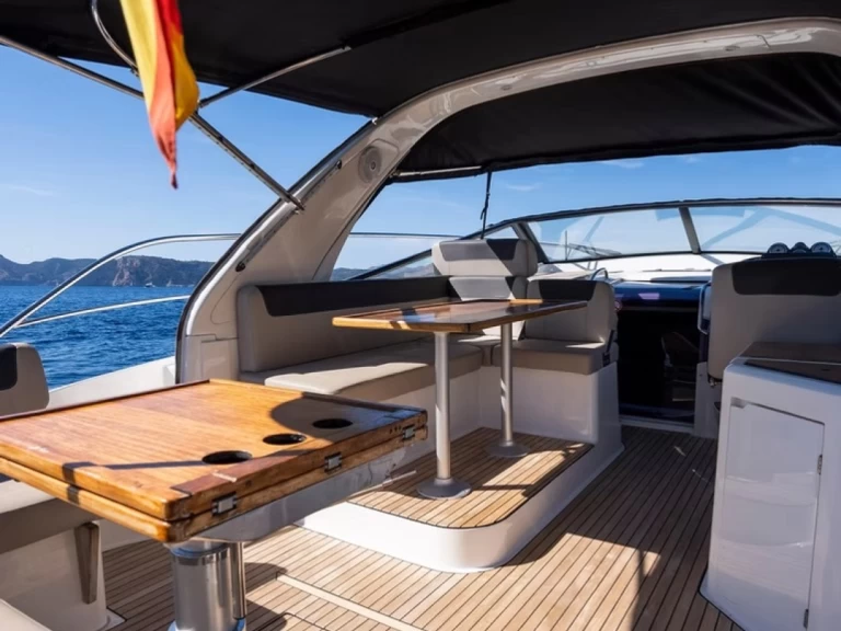 Pronájem Motorová loď v El Toro -Bavaria Bavaria Sport 360 Open