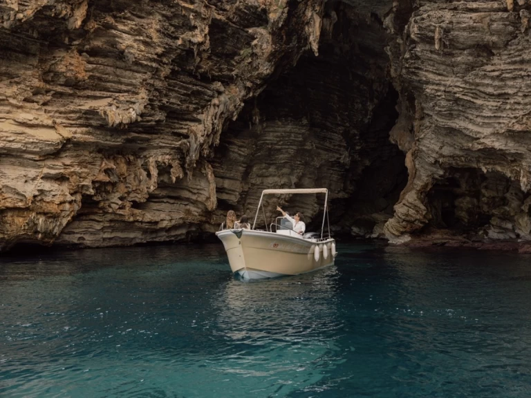 Pronájem lodi Castellammare del Golfo lákavé ceny Open 860