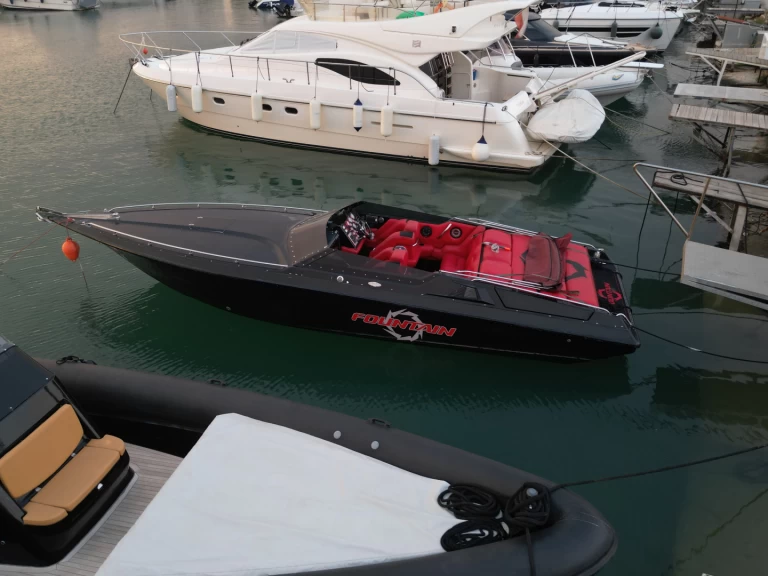 Pronajmout si Fountain Fever 29 v Glyfada