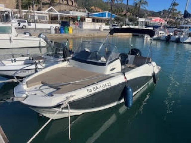 Pronájem jachty v Castelldefels -Quicksilver Activ 605 Sundeck na Samboatu