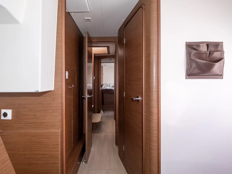 Pronajmout Katamarán se skipperem či ne Lagoon v Skiathos