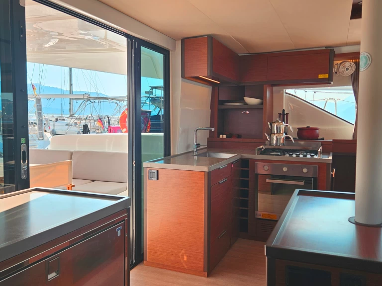 Pronajmout Katamarán se skipperem či ne Lagoon v Fethiye