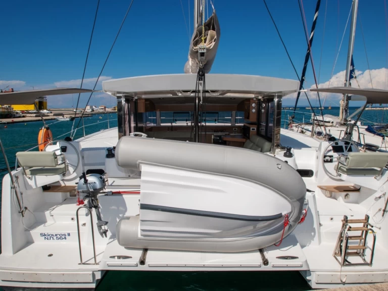 Pronájem lodi Nidri lákavé ceny Bali Catsmart