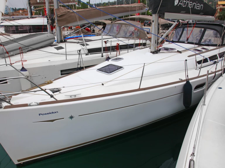 Pronájem lodi Jeanneau Sun Odyssey 42i v Benítses na Samboatu