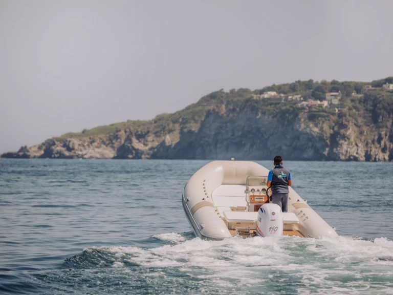 Pronájem jachty v Forio -Alson 750 na Samboatu