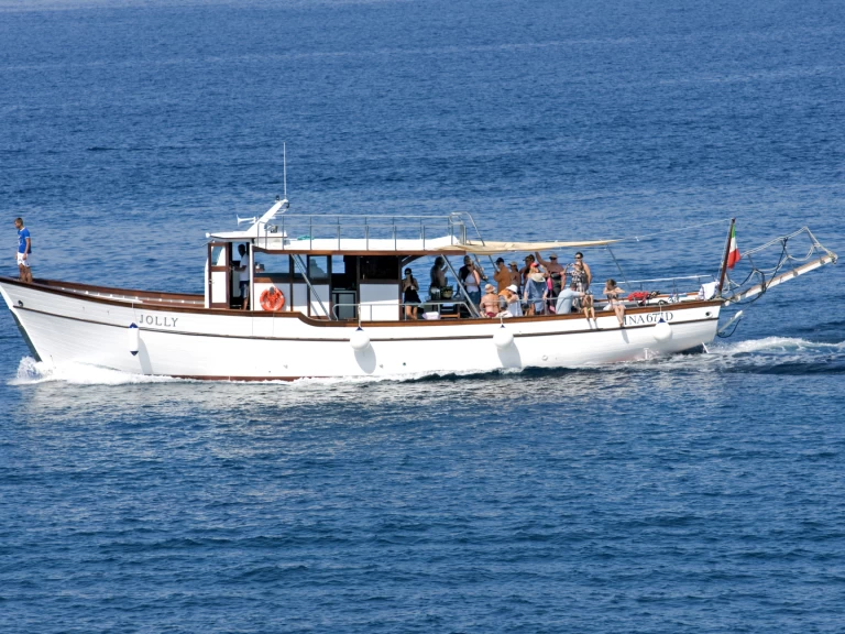 Pronájem Motorová loď v Ischia -Benetti Benetti MS 20