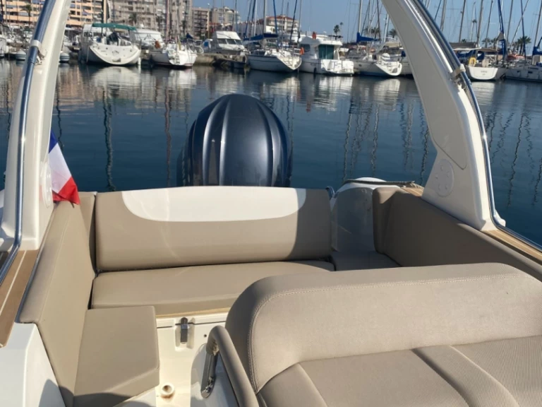 Pronájem lodi Capelli Tempest 775 v Port de Saint-Cyprien Méditerranée na Samboatu
