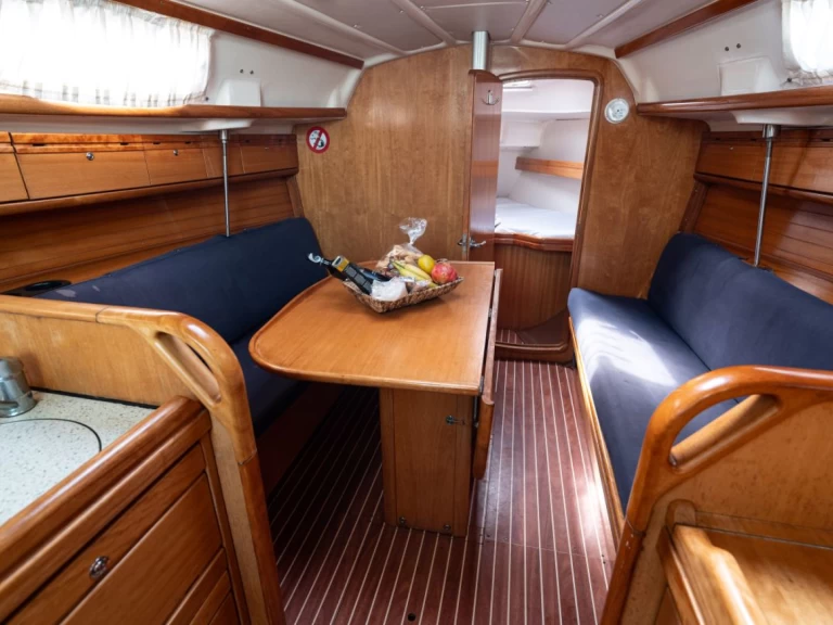 Pronájem lodi Bavaria Bavaria 30 Cruiser v Paleros na Samboatu